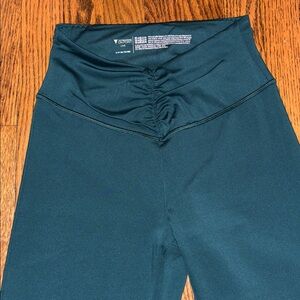 Victoria's Secret On Point Live Teal Leggings